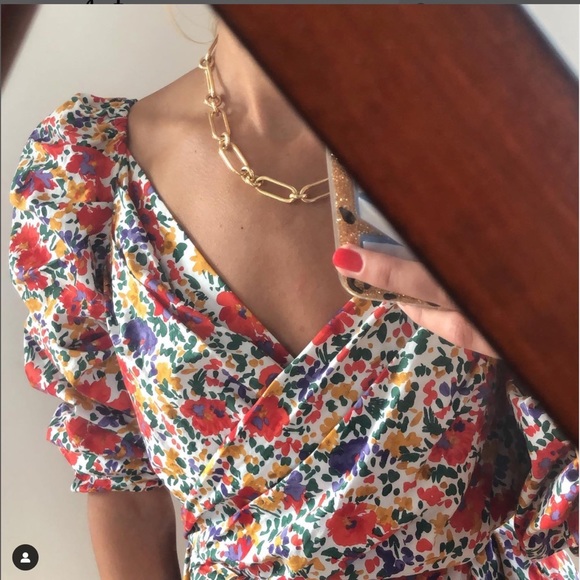 Floral Gracie Wrap Puff Top - Picture 2 of 6